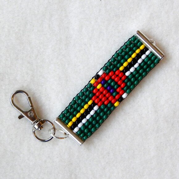 Dominica flag bead keychain, handmade, seed beads - Picture 1 of 5